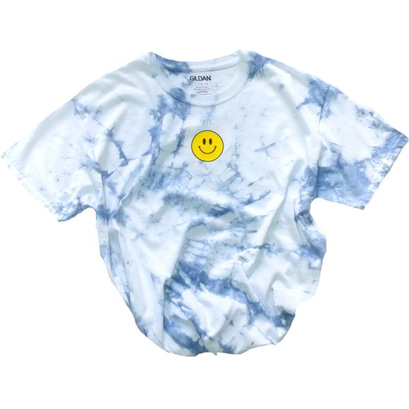 Gildan Tops - 🎉 HOST PICK 🎉 Tie Dye Smiley Face T-Shirt